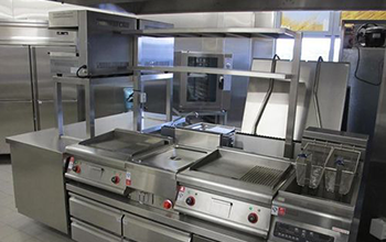 大戶屋(日料)廚房